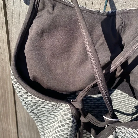 NWT Women’s XS Halara padded bra athletic jumpsuit romper adjustable straps - Picture 7 of 8